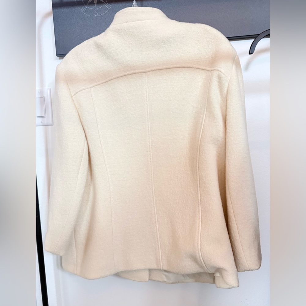 🐻‍❄️NWOT cream boiled wool car coat! Giving J. Crew preppy vibes!🐻‍❄️ - Picture 2 of 6